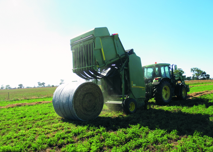 John Deere B-Wrap® for hay, Silage and straw